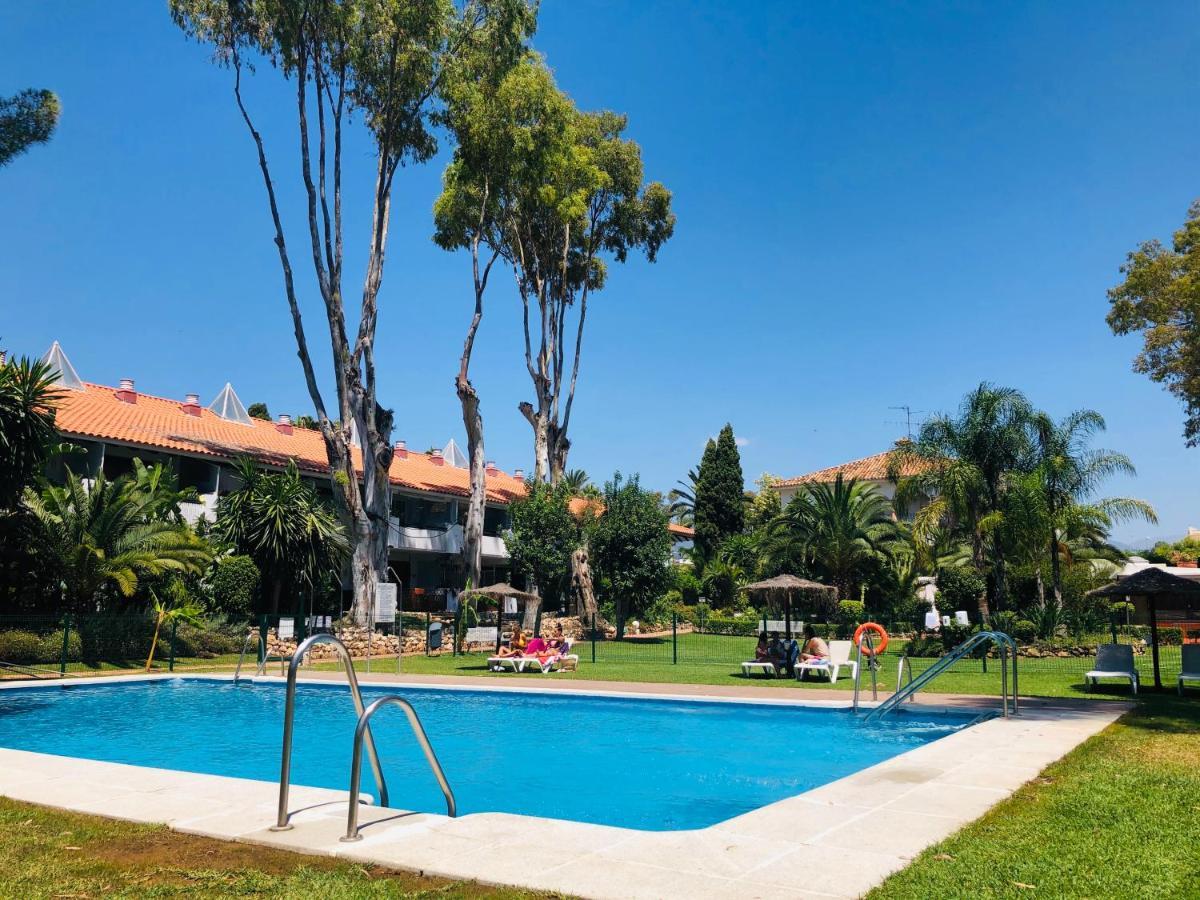 Puerto Banus Pol Suite Y Hada Suite 马尔韦利亚 外观 照片